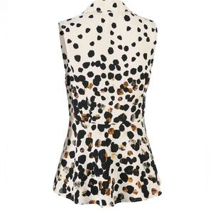 CAbi Seismic Top with subtle peplum, Medium